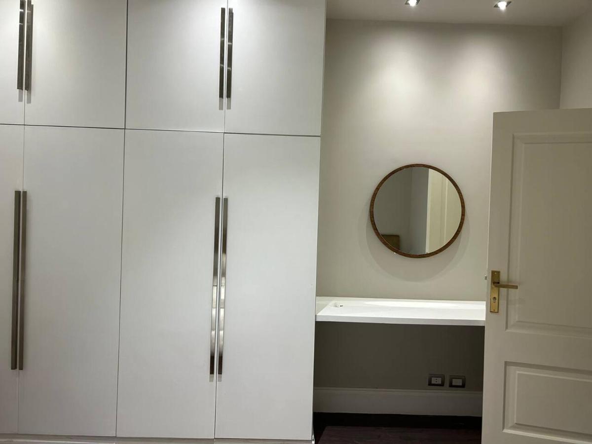 Charming Luxurious 2 Bedroom In Zamalek
